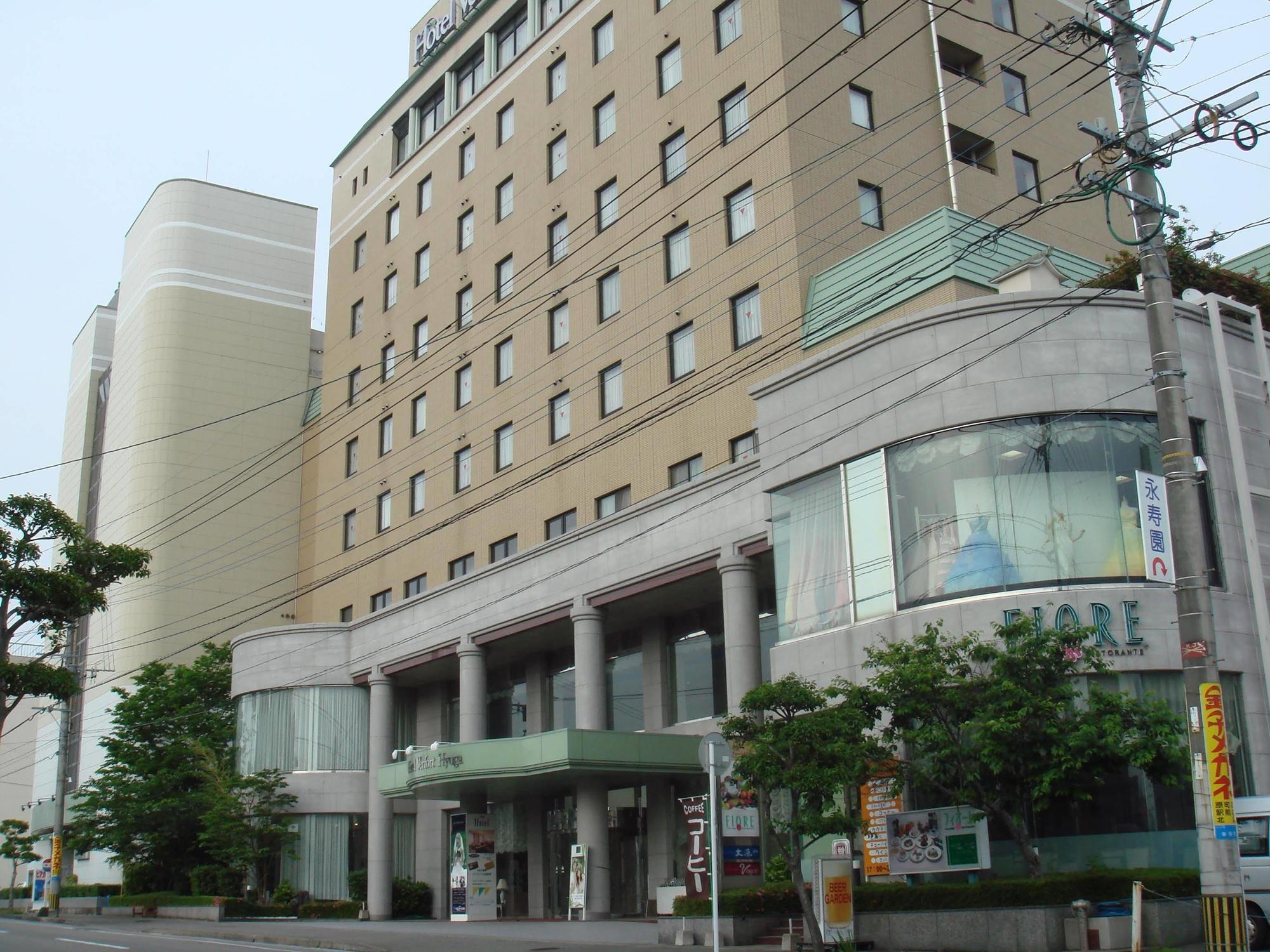 Hotel Verfort Hyuga מראה חיצוני תמונה