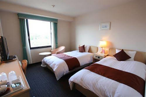 Hotel Verfort Hyuga מראה חיצוני תמונה